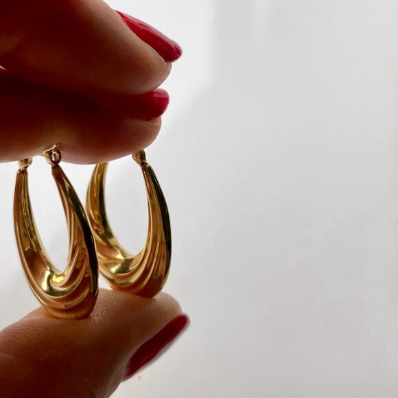 14k Solid Yellow Gold Fluted Oval Hoop Earrings Hallmarked...